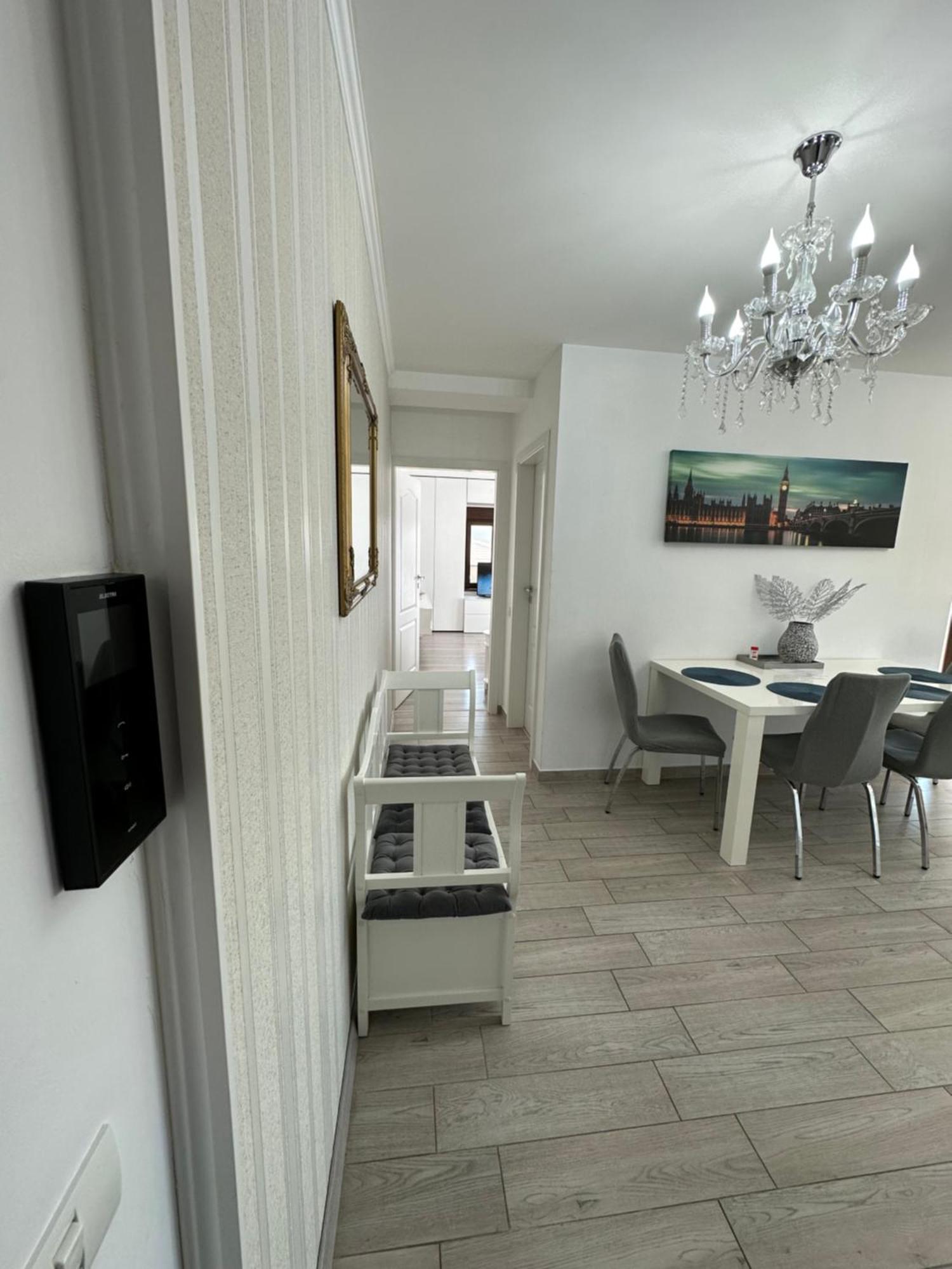 Venetia Apartament - Timisoara Apartment Luaran gambar